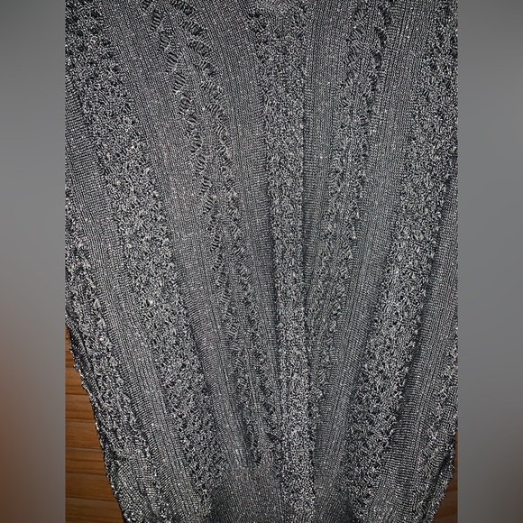 The Limited shimmer top. - Picture 3 of 4